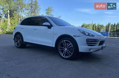 Внедорожник / Кроссовер Porsche Cayenne 2013 в 
