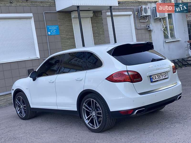 Позашляховик / Кросовер Porsche Cayenne 2013 в Ніжині