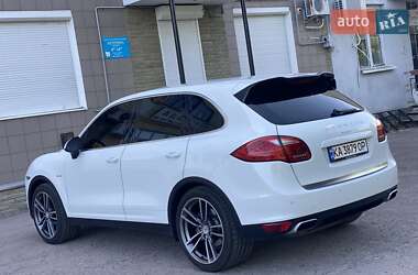 Внедорожник / Кроссовер Porsche Cayenne 2013 в 