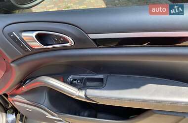 Внедорожник / Кроссовер Porsche Cayenne 2013 в 
