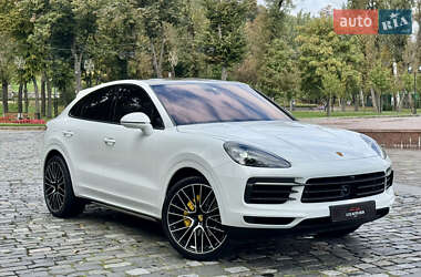 Позашляховик / Кросовер Porsche Cayenne 2019 в 