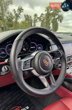Позашляховик / Кросовер Porsche Cayenne 2019 в 