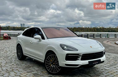 Позашляховик / Кросовер Porsche Cayenne 2019 в 