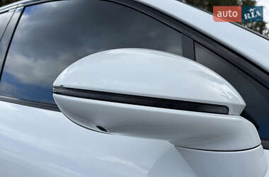 Позашляховик / Кросовер Porsche Cayenne 2019 в 