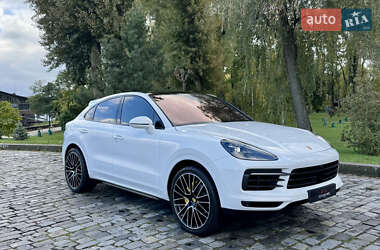 Позашляховик / Кросовер Porsche Cayenne 2019 в 