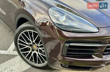 Позашляховик / Кросовер Porsche Cayenne 2018 в 