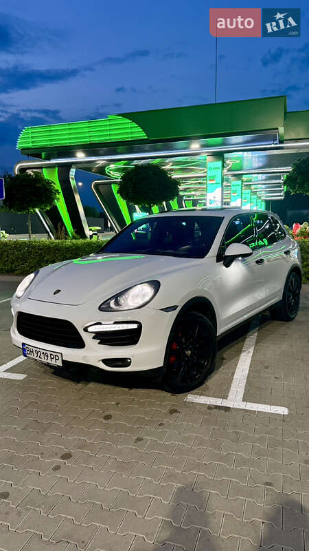 Porsche Cayenne 2012