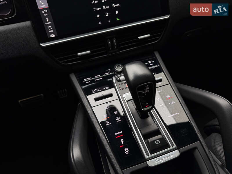 Внедорожник / Кроссовер Porsche Cayenne 2019 в Киеве