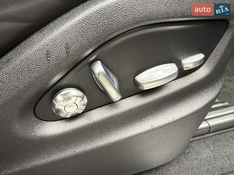 Внедорожник / Кроссовер Porsche Cayenne 2019 в Киеве