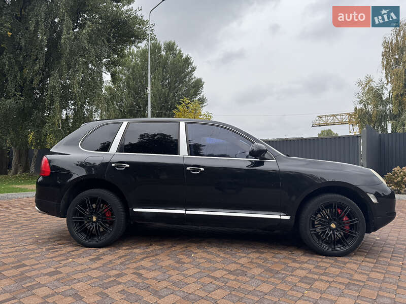 Позашляховик / Кросовер Porsche Cayenne 2005 в Броварах