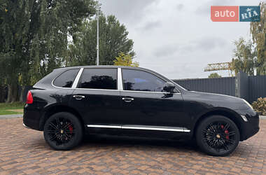 Позашляховик / Кросовер Porsche Cayenne 2005 в 