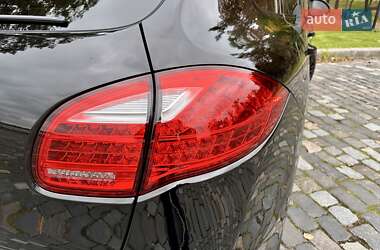 Внедорожник / Кроссовер Porsche Cayenne 2014 в 