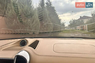 Позашляховик / Кросовер Porsche Cayenne 2012 в 