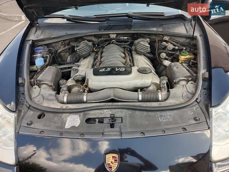 Позашляховик / Кросовер Porsche Cayenne 2003 в Києві