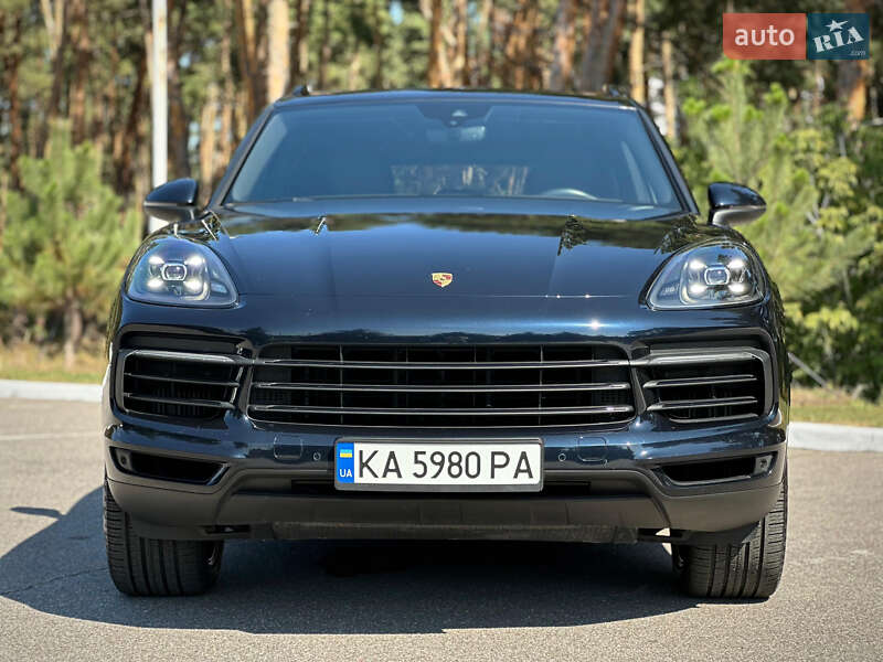 Позашляховик / Кросовер Porsche Cayenne 2019 в Києві