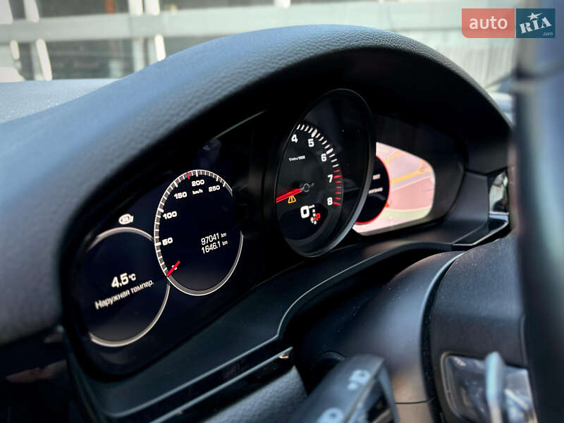 Позашляховик / Кросовер Porsche Cayenne 2019 в Києві