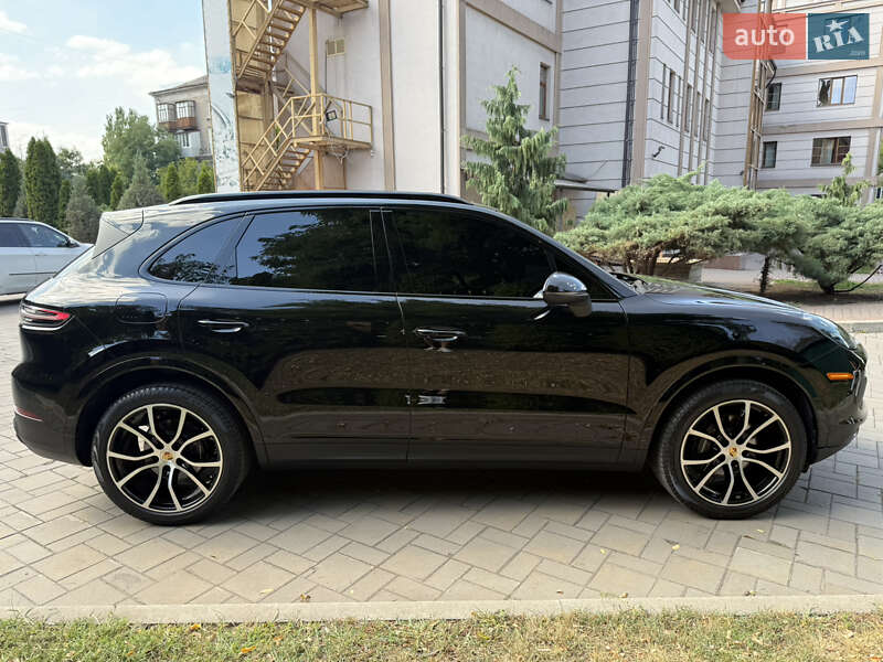 Внедорожник / Кроссовер Porsche Cayenne 2018 в Ивано-Франковске фото 12 Внедорожник / Кроссовер Porsche Cayenne 2018 в Ивано-Франковске