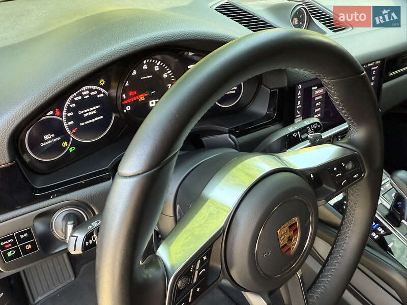 Внедорожник / Кроссовер Porsche Cayenne 2018 в Ивано-Франковске фото 31 Внедорожник / Кроссовер Porsche Cayenne 2018 в Ивано-Франковске