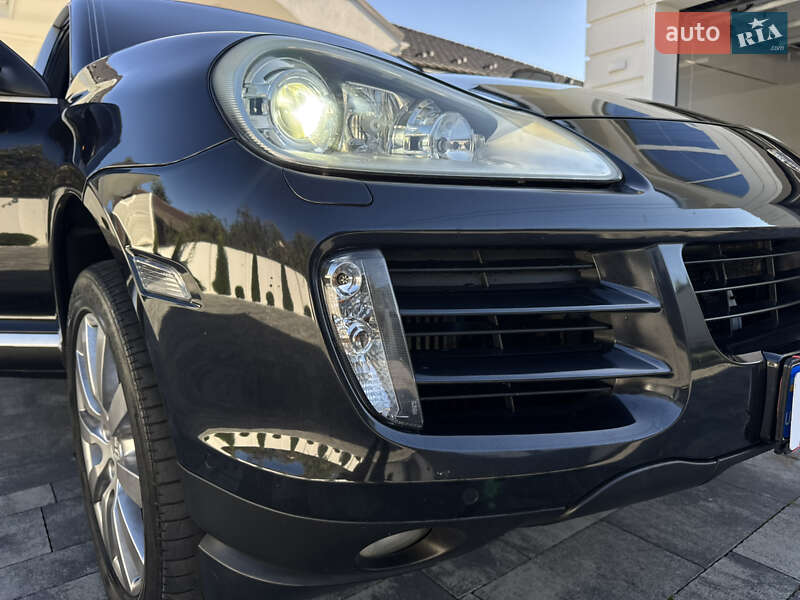 Внедорожник / Кроссовер Porsche Cayenne 2010 в Ивано-Франковске фото 6 Внедорожник / Кроссовер Porsche Cayenne 2010 в Ивано-Франковске