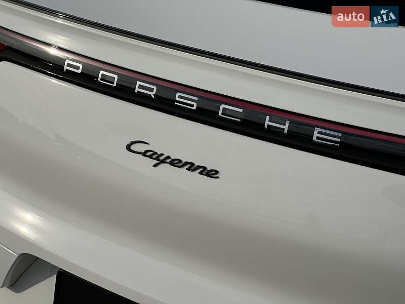 Позашляховик / Кросовер Porsche Cayenne 2020 в Мукачевому
