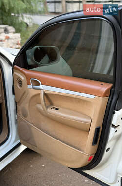 Позашляховик / Кросовер Porsche Cayenne 2008 в 