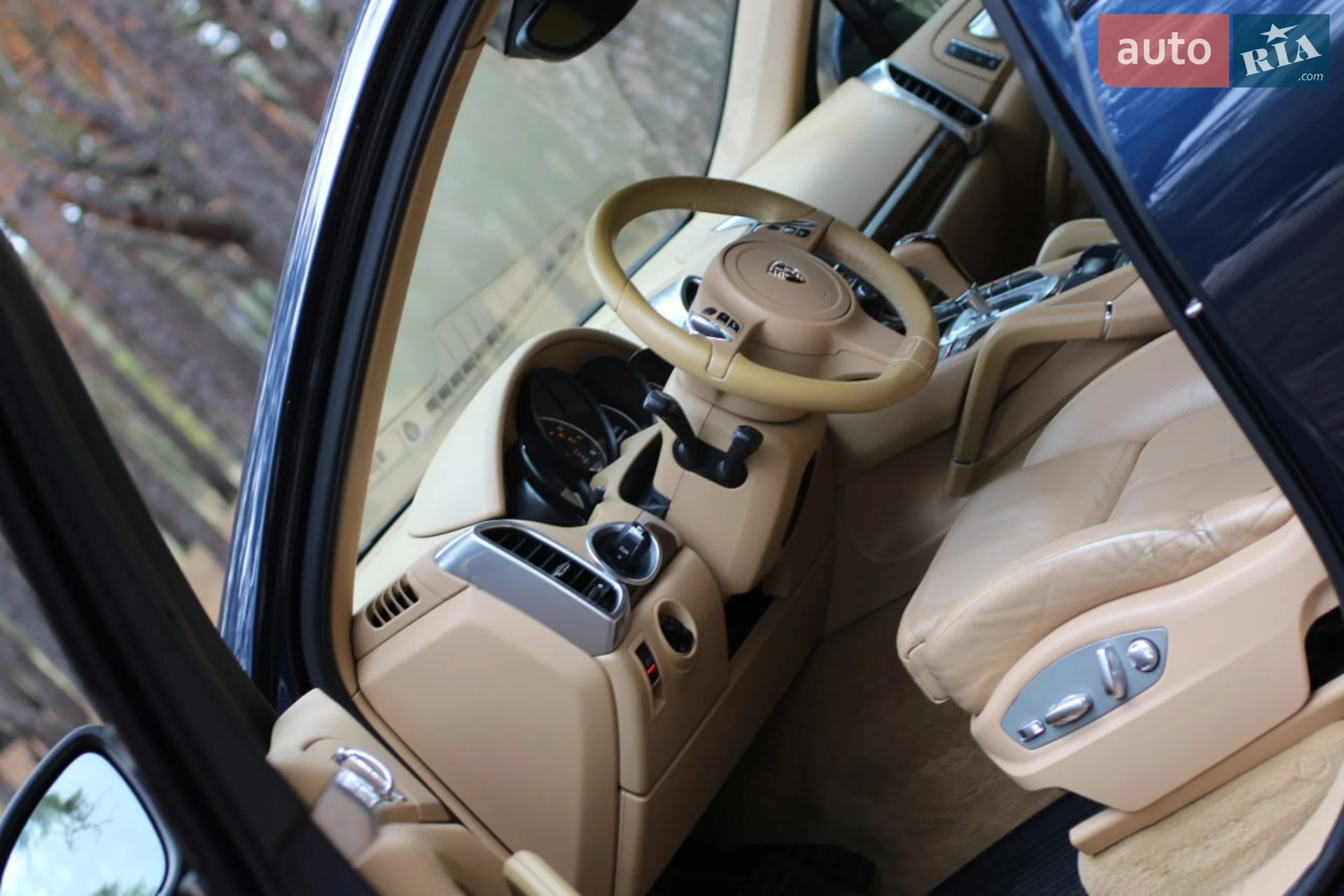 Porsche Cayenne 2011 VIN WP1AA2A23BLA09322 фото оголошення 32 з 39