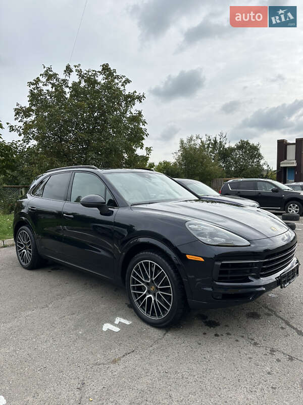 Внедорожник / Кроссовер Porsche Cayenne 2019 в Ровно