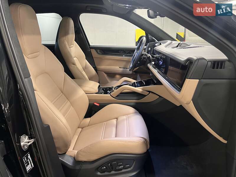 Внедорожник / Кроссовер Porsche Cayenne 2023 в Киеве фото 50 Внедорожник / Кроссовер Porsche Cayenne 2023 в Киеве