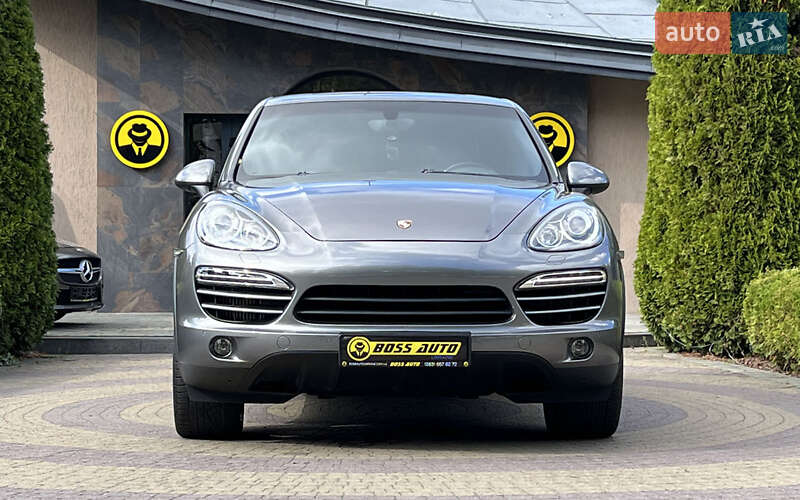 Позашляховик / Кросовер Porsche Cayenne 2014 в Львові