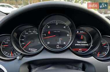 Внедорожник / Кроссовер Porsche Cayenne 2014 в 