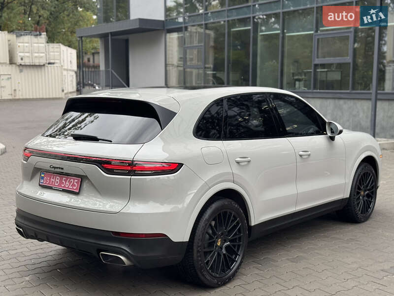 Позашляховик / Кросовер Porsche Cayenne 2020 в Києві