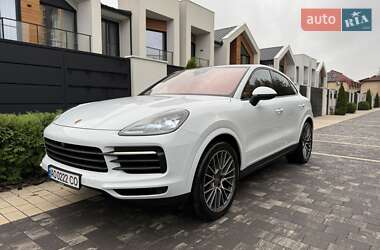 Внедорожник / Кроссовер Porsche Cayenne 2022 в 