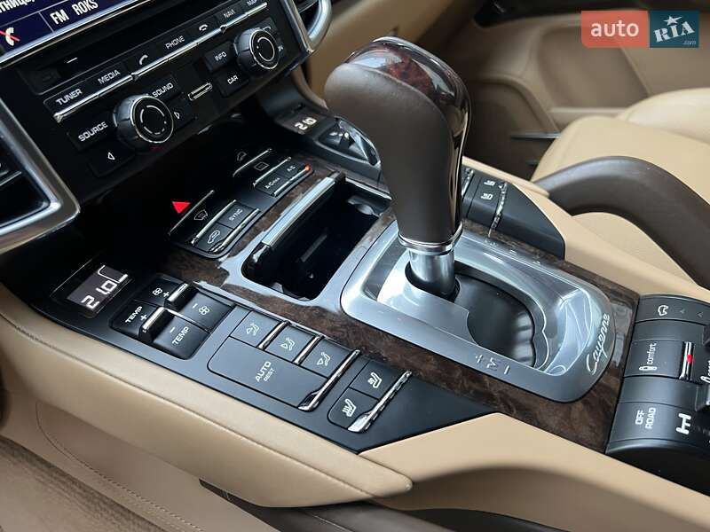 Позашляховик / Кросовер Porsche Cayenne 2015 в Києві фото 16 Позашляховик / Кросовер Porsche Cayenne 2015 в Києві
