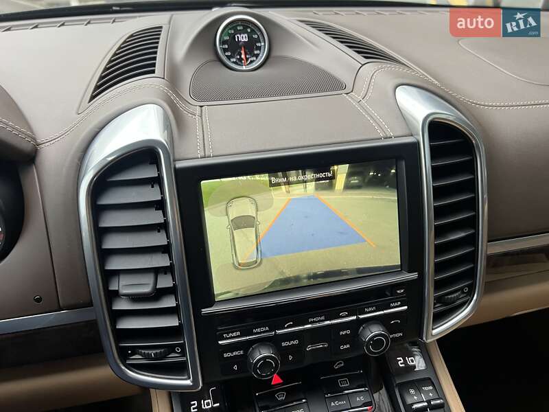 Позашляховик / Кросовер Porsche Cayenne 2015 в Києві фото 31 Позашляховик / Кросовер Porsche Cayenne 2015 в Києві