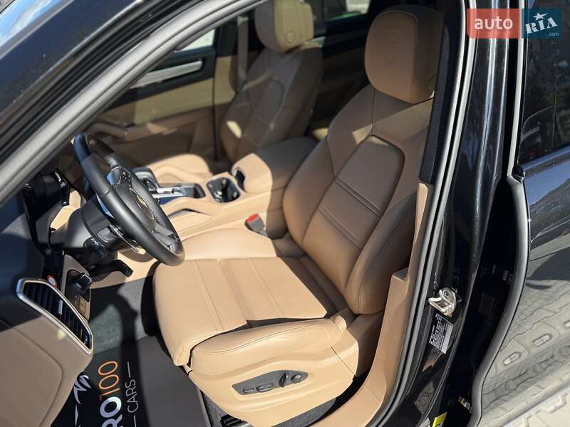 Позашляховик / Кросовер Porsche Cayenne 2022 в Києві