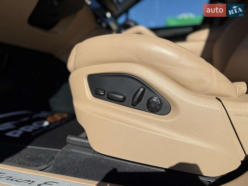 Позашляховик / Кросовер Porsche Cayenne 2022 в Києві