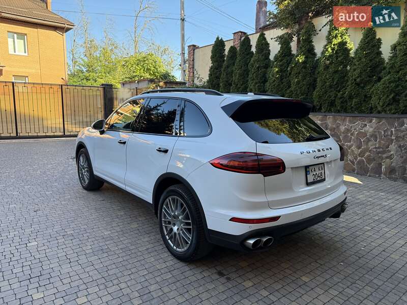 Внедорожник / Кроссовер Porsche Cayenne 2017 в Киеве фото 17 Внедорожник / Кроссовер Porsche Cayenne 2017 в Киеве