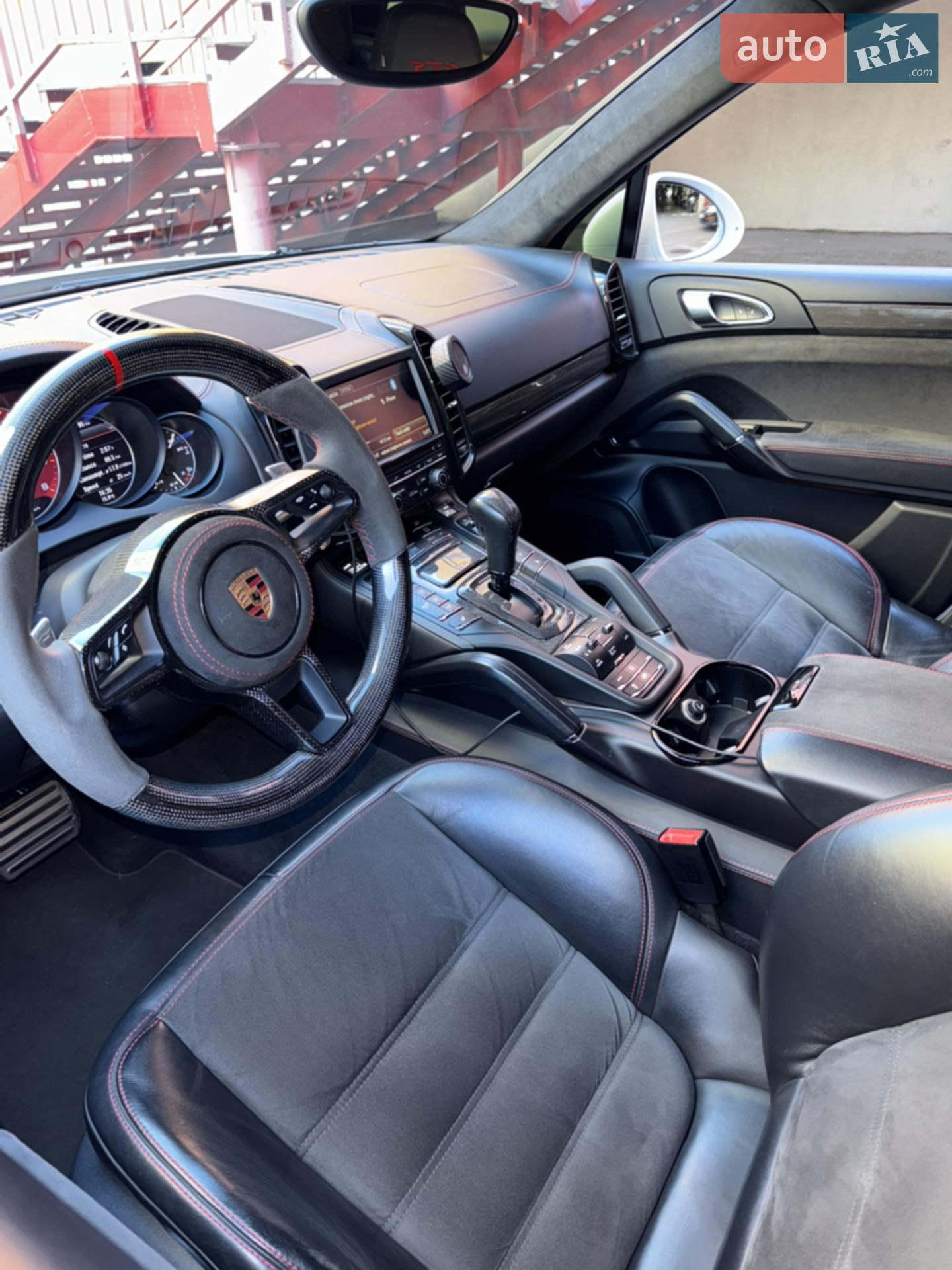 2016 Porsche Cayenne - мініатюра 14