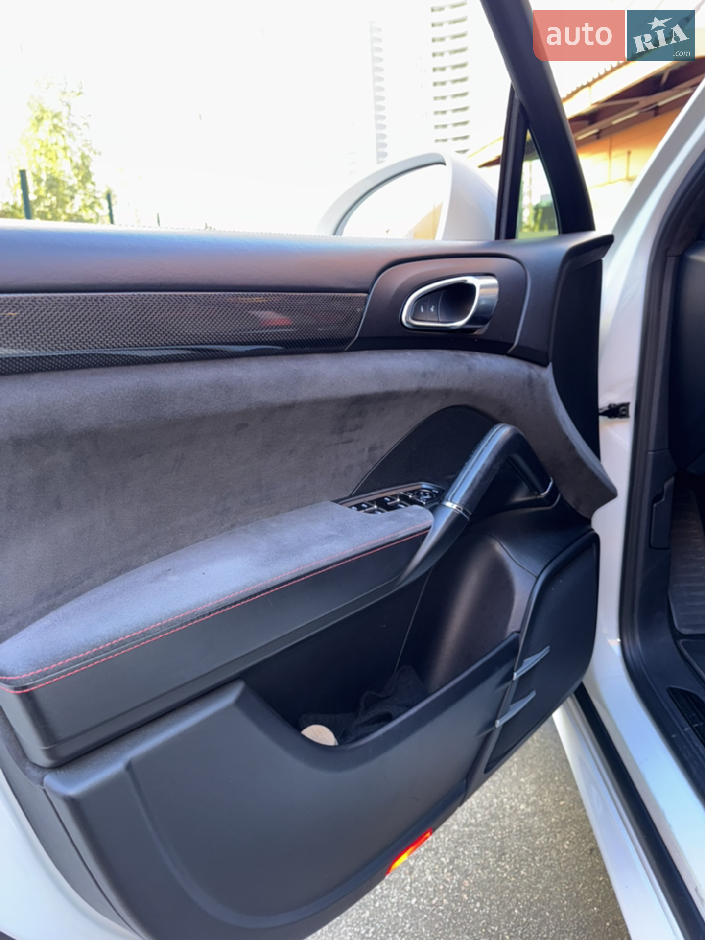2016 Porsche Cayenne - мініатюра 19
