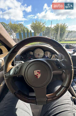 Позашляховик / Кросовер Porsche Cayenne 2012 в 