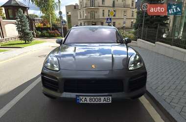 Внедорожник / Кроссовер Porsche Cayenne 2019 в 