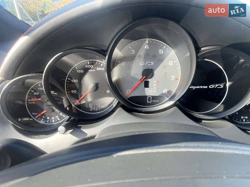 Внедорожник / Кроссовер Porsche Cayenne 2014 в Днепре