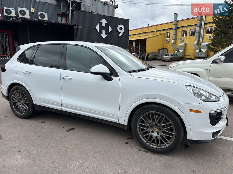 Внедорожник / Кроссовер Porsche Cayenne 2017 в Житомире фото 16 Внедорожник / Кроссовер Porsche Cayenne 2017 в Житомире