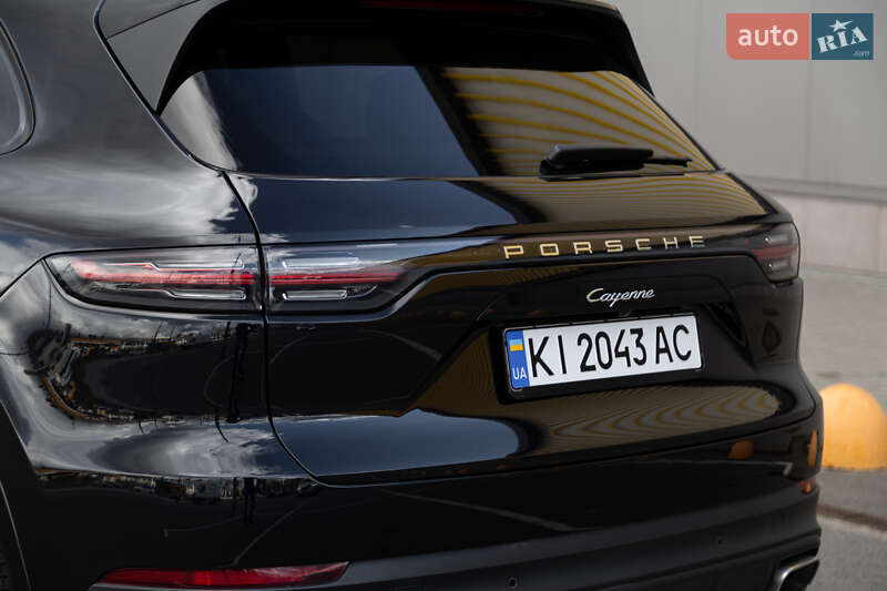 Позашляховик / Кросовер Porsche Cayenne 2020 в Києві