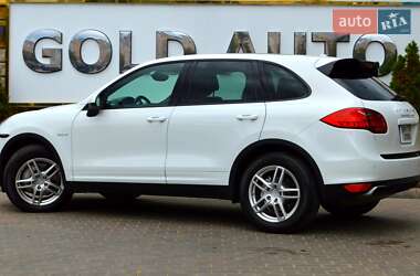 Внедорожник / Кроссовер Porsche Cayenne 2012 в 