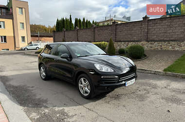 Внедорожник / Кроссовер Porsche Cayenne 2014 в 