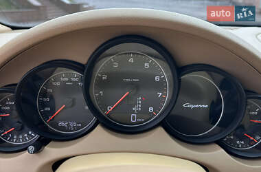 Внедорожник / Кроссовер Porsche Cayenne 2012 в 