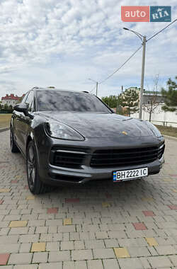 Позашляховик / Кросовер Porsche Cayenne 2020 в 