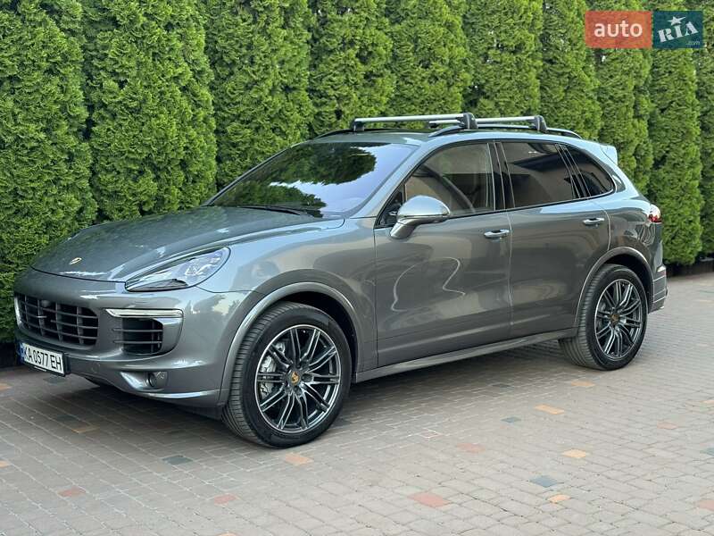 Porsche Cayenne 2016