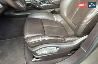 Позашляховик / Кросовер Porsche Cayenne 2011 в 